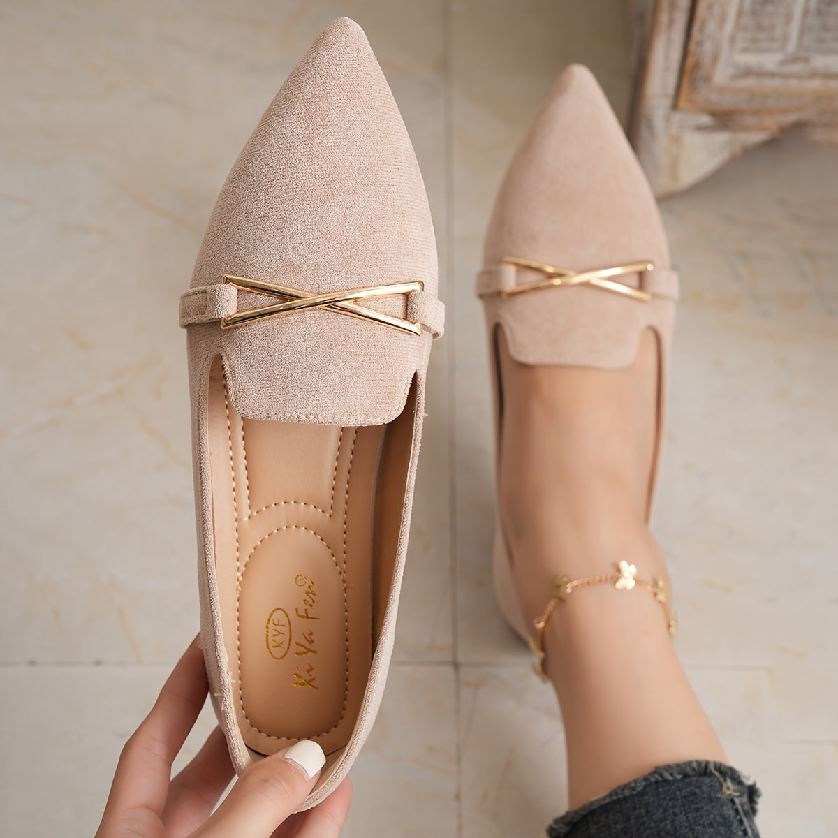 ChicPoint™ Women’s Metal Accent Flats